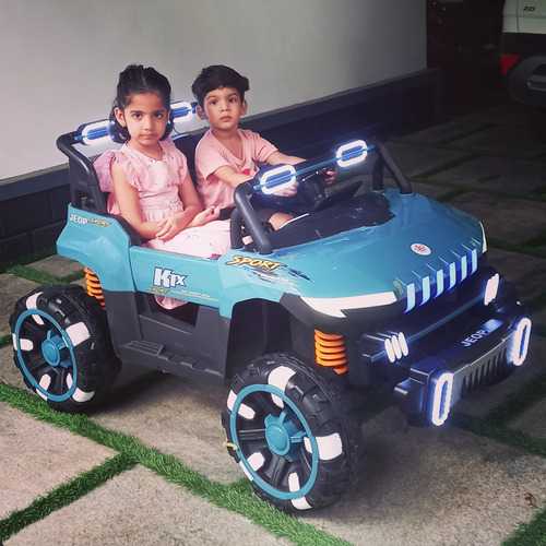 Toy jeep